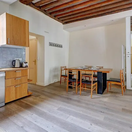 122-spacious In Le Marais דירה *